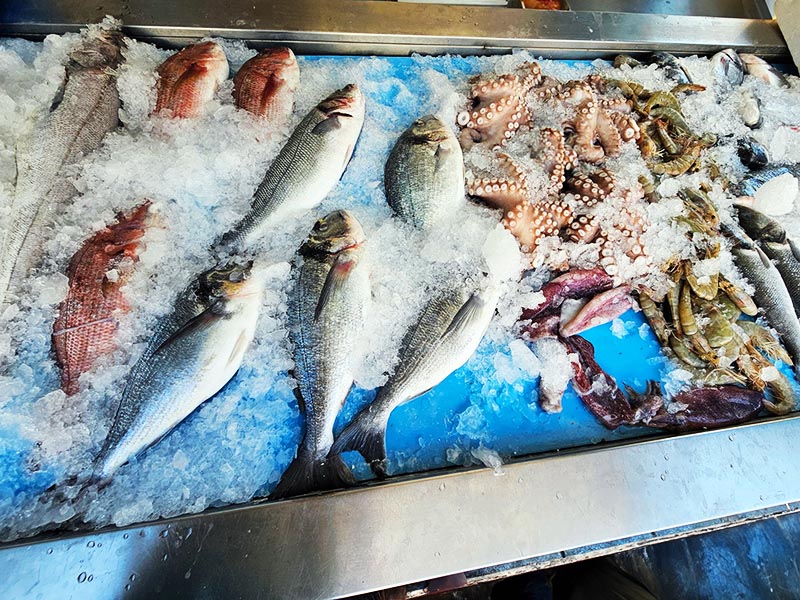 Fish Market, The Psarou